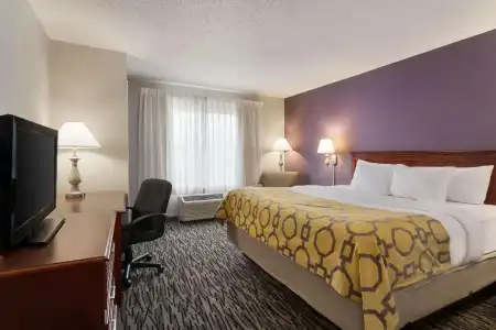La Quinta Inn Springfield East - 33