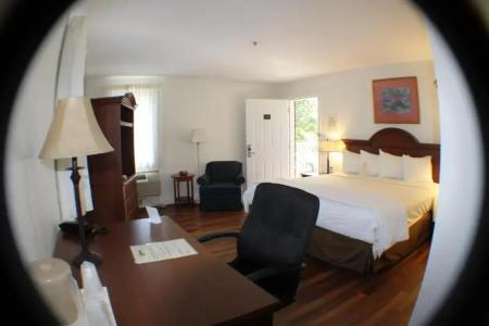 Inn at Cemetery Hill - 26