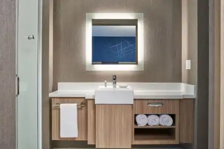 SpringHill Suites by Marriott - 24