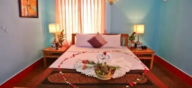 Our Joint & Guesthouse - 3