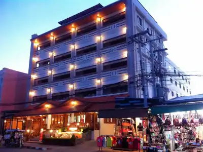 Riverfront Mukdahan - 0