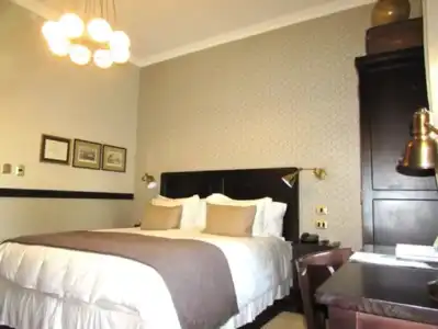 Boutique Castillo Rojo - 160