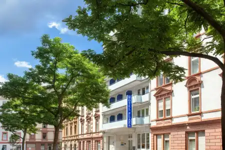 Plaza Frankfurt - 0