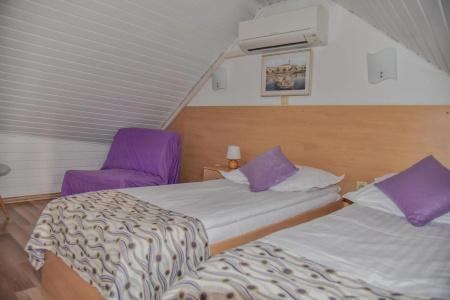 Kastel 1700 - 27
