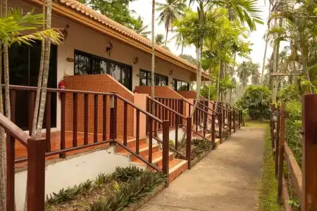 Sailom Resort Bangsaphan - 47
