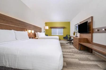 Holiday Inn Express & Suites St. Petersburg - Madeira Beach by IHG - 19