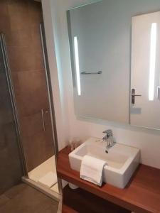 Hôtel Mary's - Caen Centre Gare Sncf - 23