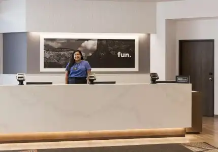 Hampton Inn & Suites Phoenix Downtown - 17