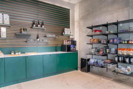 Moxy Berlin Airport - 13