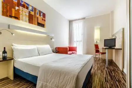 Express By Holiday Inn Zaragoza - 21