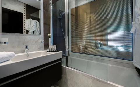 ADAM Suites - 136