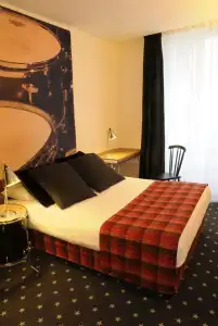 Hôtel du Triangle d'Or - 45