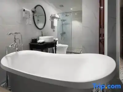 Acoustic & Spa - 132