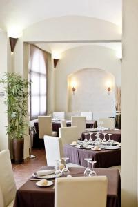 PortAventura - Includes unlimited access PortAventura Park & 1 access Ferrari Land - 20