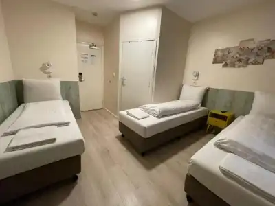 Damrak Inn - 76