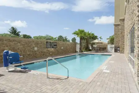 Hampton Inn Fort Lauderdale Pompano Beach - 30