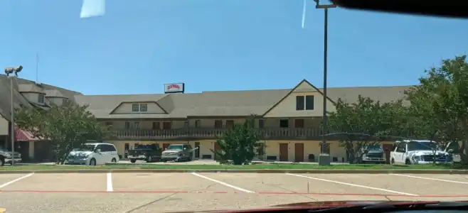 Americas Best Value Inn Longview - 10