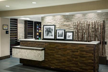 Hampton Inn & Suites Napa - 1