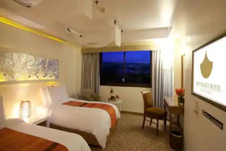 Ploy Palace - 63