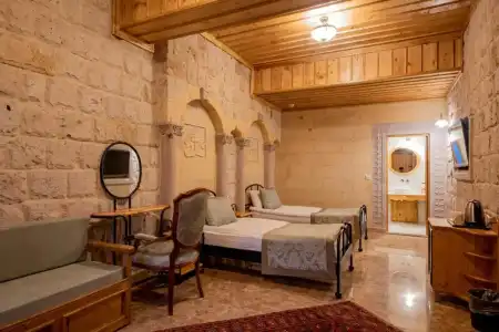 Cratus Stone Palace - 43