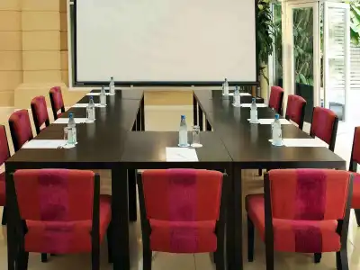 Mercure Hanoi La Gare - 13