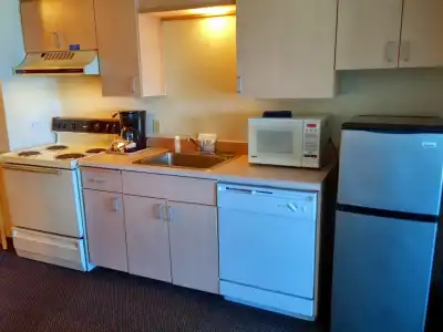Surfside Oceanfront Resort - 28
