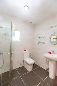 The Orchard Holiday Home - 28