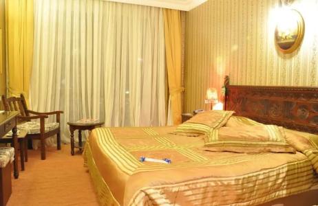 Bella View Art Boutique - 29