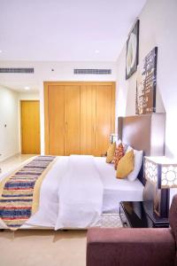 City Stay Grand Apartments - 57
