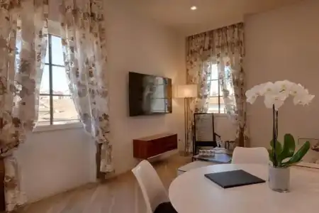 Donati Luxury Tower Suites - 171