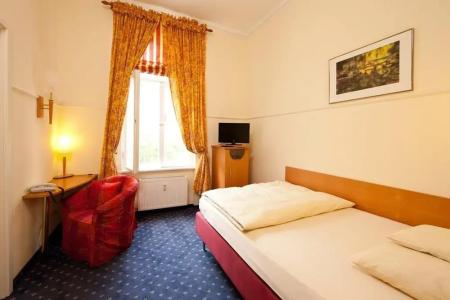 Augusta Am Kurfürstendamm - 25