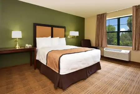 Extended Stay America Suites - Los Angeles - LAX Airport - 15