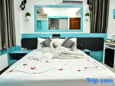 The Hive Beach - 57