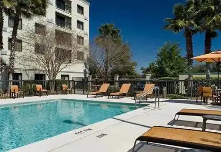 Courtyard Jacksonville Butler Boulevard - 14