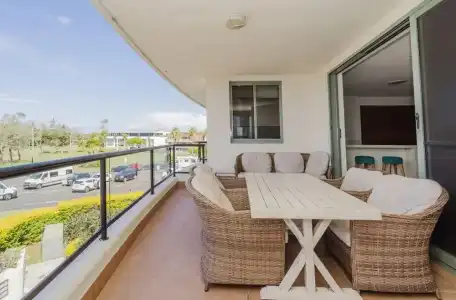 Bay Royal Apartments - 111
