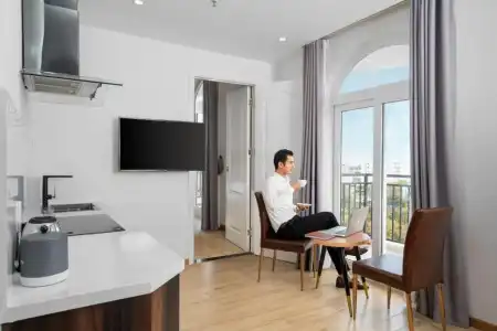 RHM Luxury And Suite - 82