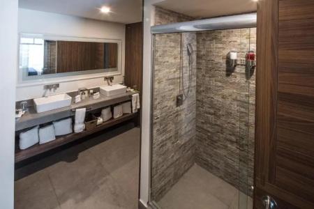 FlowSuites WTC - 23