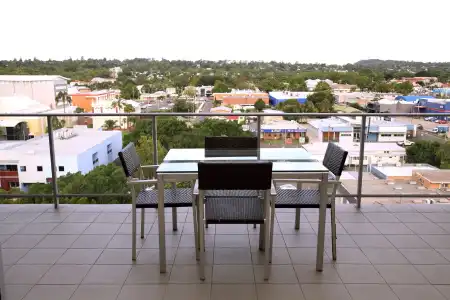 Toowoomba Central Plaza Apartment - 14