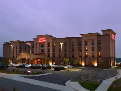 Hampton Inn & Suites Winston-Salem/University Area, NC - 0