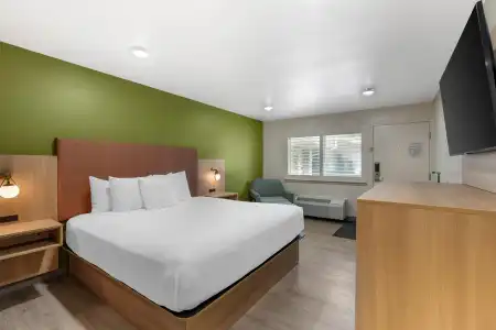 Best Western Plus Clocktower Inn - 74