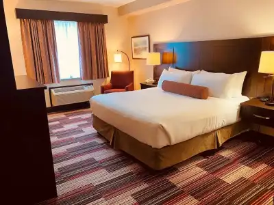 Best Western Plus Stoneridge Inn & Conference Centre - 59