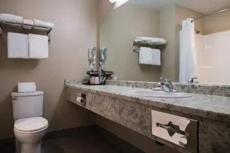 Harbor 360 Seward - 13