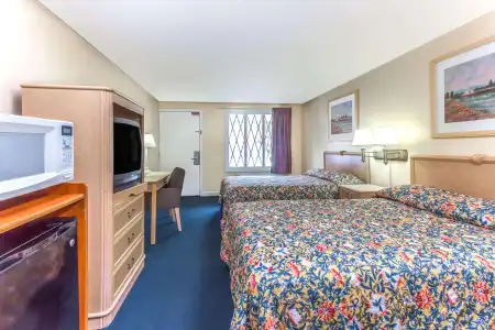 Knights Inn Norcross GA - 4