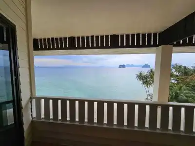 Koh Ngai Cliff Beach Resort - 28