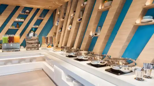 Holiday Inn Express Bangkok Soi Soonvijai by IHG - 12