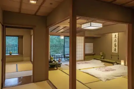 Yamanaka Spa Hanatsubaki - 4