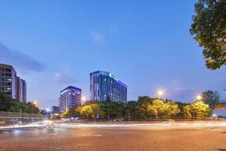Holiday Inn Express Hangzhou Jiuzhou by IHG - 13