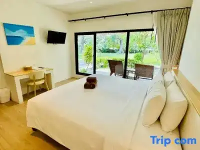 Twin Bay Resort - 111