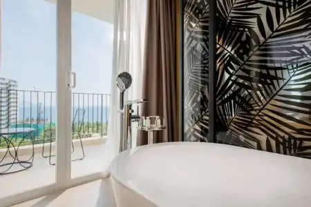Quinter Central Nha Trang - 120