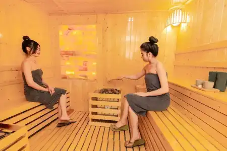 Jade Scene - 18